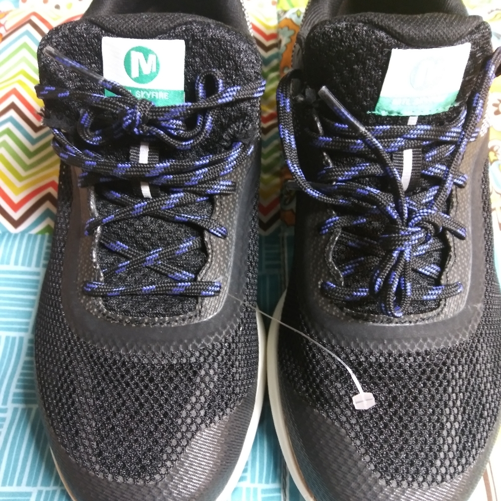 Brand New Womens Merrell Shoes Size 7